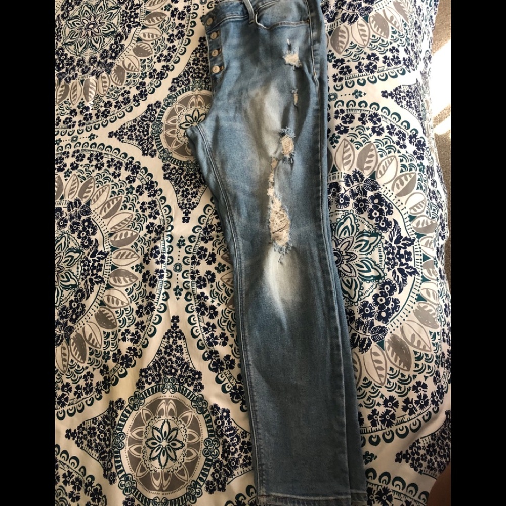 Old Navy Rocstar skinny jeans...